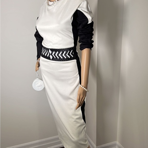 BABLOS dress - Picture 2 of 4